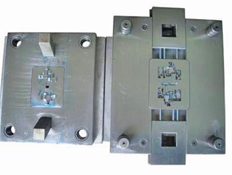 正镶白旗精密塑料模-01